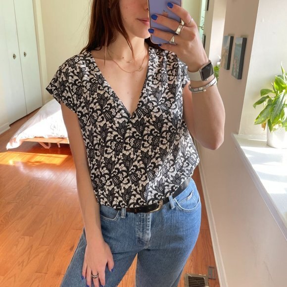 Joie Floral Lace Print Cap Sleeve V Neck Blouse Black XS - Picture 1 of 5